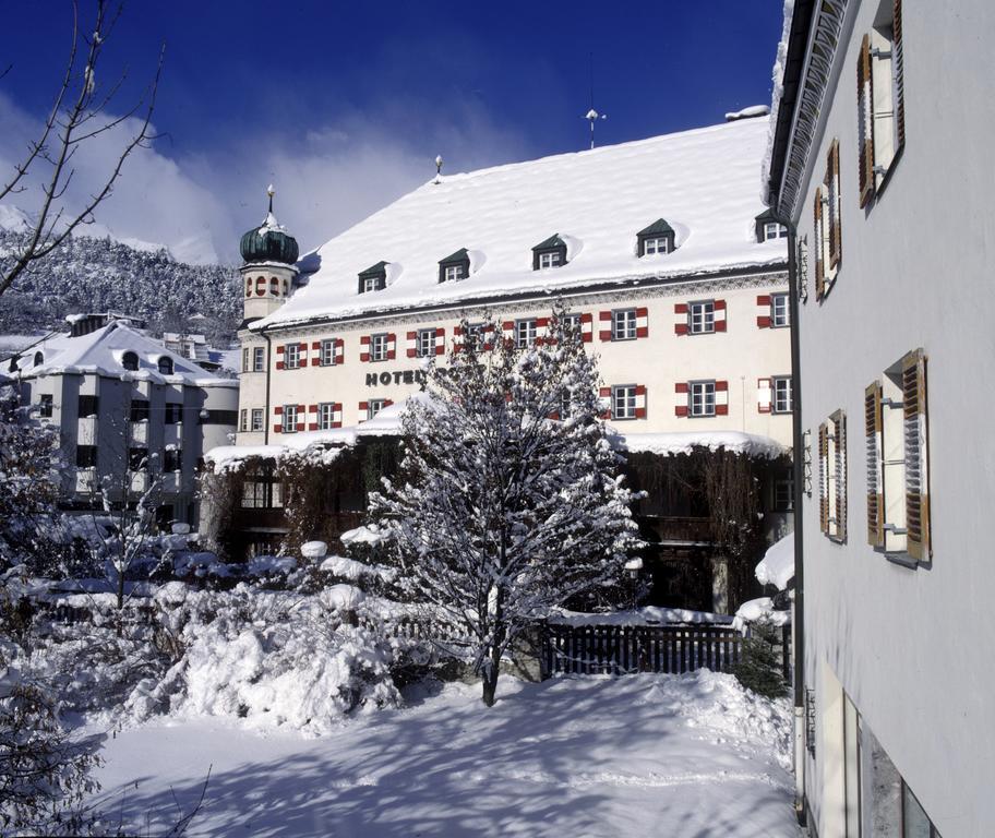 Schlosshotel Post Edelfreisitz Sprengenstein Имст Номер фото