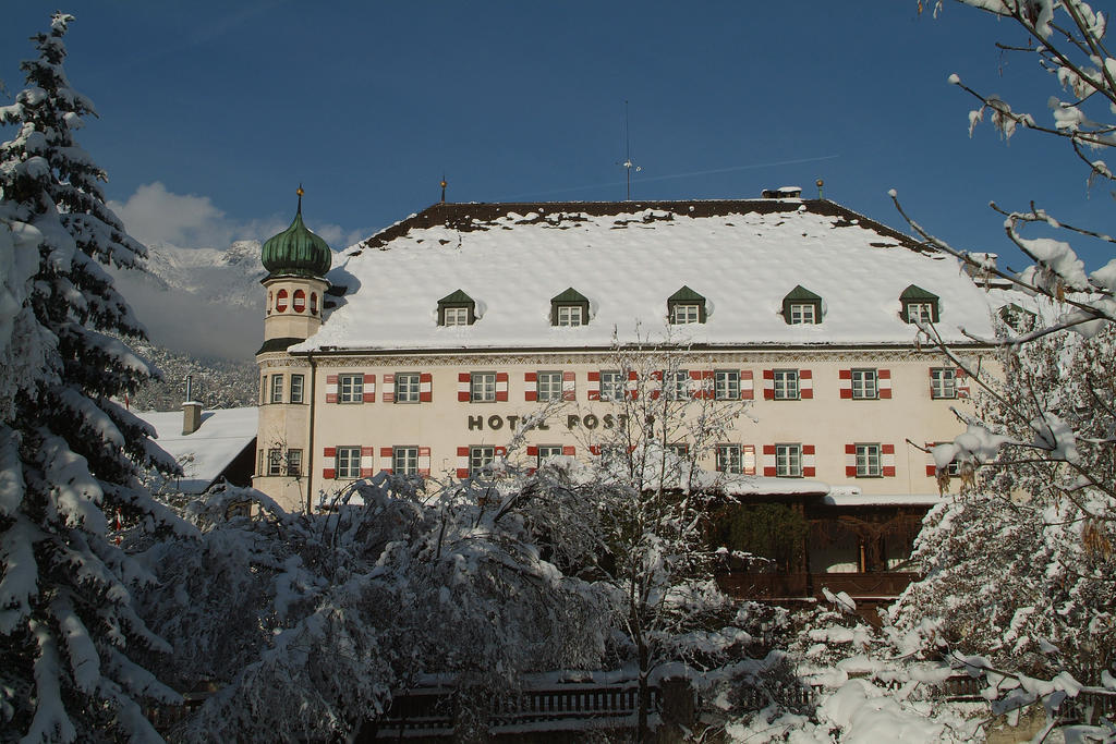 Schlosshotel Post Edelfreisitz Sprengenstein Имст Номер фото